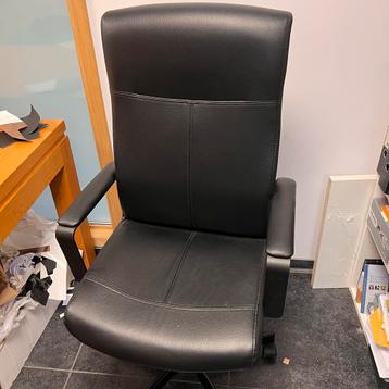 Siege de bureau beschikbaar voor biedingen