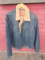 Vest levis xl goede staat, Ophalen