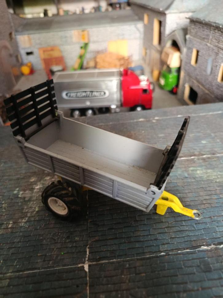 Remorque fourragère Majorette, Hobby & Loisirs créatifs, Voitures miniatures | 1:43, Utilisé, Tracteur et Agriculture, Autres marques