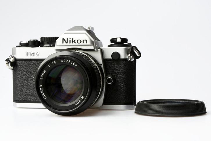Chrome Nikon FM2N with nikkor 50mm 1:1.4 lens, Audio, Tv en Foto, Fotocamera's Analoog, Nikon, Verzenden
