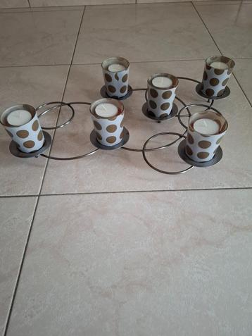 Theelichthouders in metaal beschikbaar voor biedingen