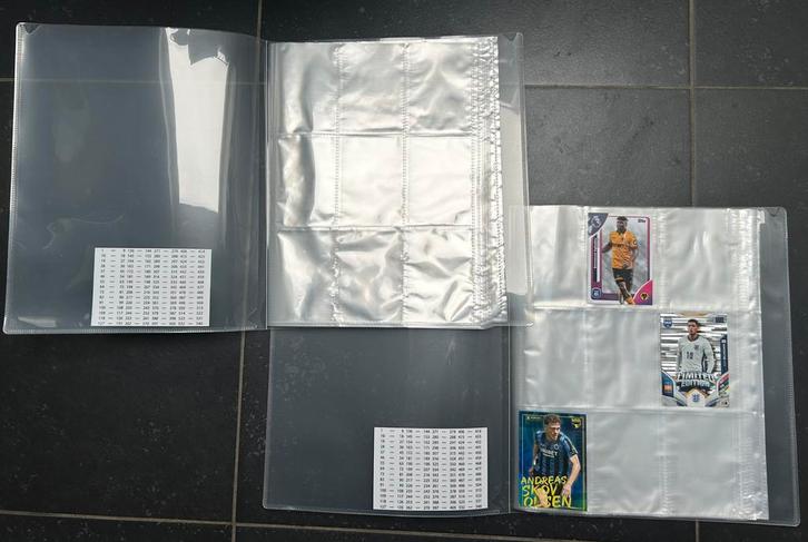 Verzamelmappen van 540 vakjes voor kaarten Panini/topps, Hobby en Vrije tijd, Stickers en Plaatjes, Nieuw, Meerdere plaatjes, Ophalen of Verzenden