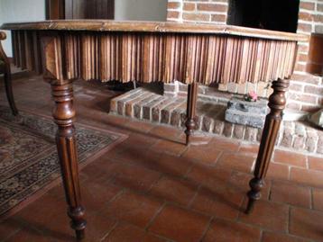 Table Louis Pilippe d'époque!!! beschikbaar voor biedingen