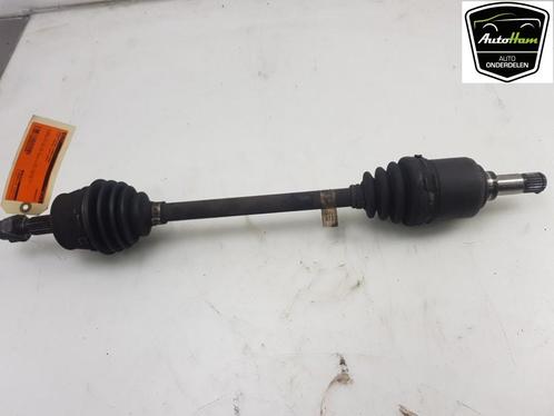 AANDRIJFAS LINKS VOOR Fiat Punto Evo (199) (07-2008/02-2012), Auto-onderdelen, Remmen en Aandrijving, Fiat, Gebruikt