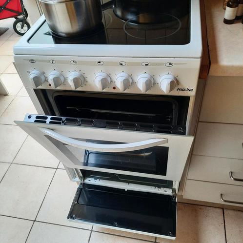 PROLINE keramisch elektrisch fornuis met bakoven, Huis en Inrichting, Keuken | Keukenelementen, Wit, Ophalen
