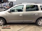 Portier 4Deurs links-voor van een Dacia Logan (TEHNK), Auto-onderdelen, Carrosserie, Dacia, Gebruikt, Deur, Ophalen of Verzenden