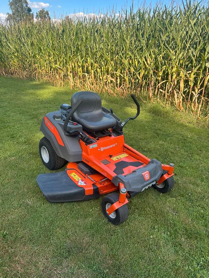 Husqvarna zeroturn z242f zitmaaier, Tuin en Terras, Zitmaaiers, Zo goed als nieuw, Ophalen of Verzenden