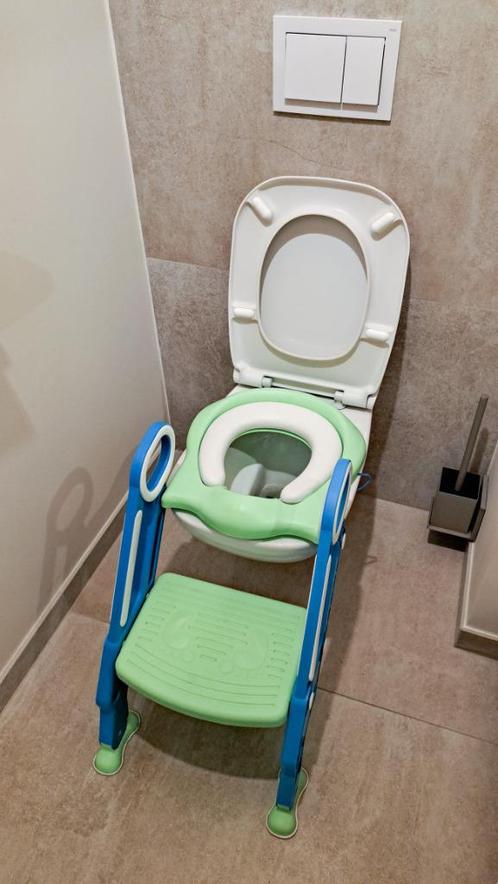Siège de toilette pour enfant avec escalier, Enfants & Bébés, Bains & Soins, Comme neuf, Autres types, Autres marques, Enlèvement
