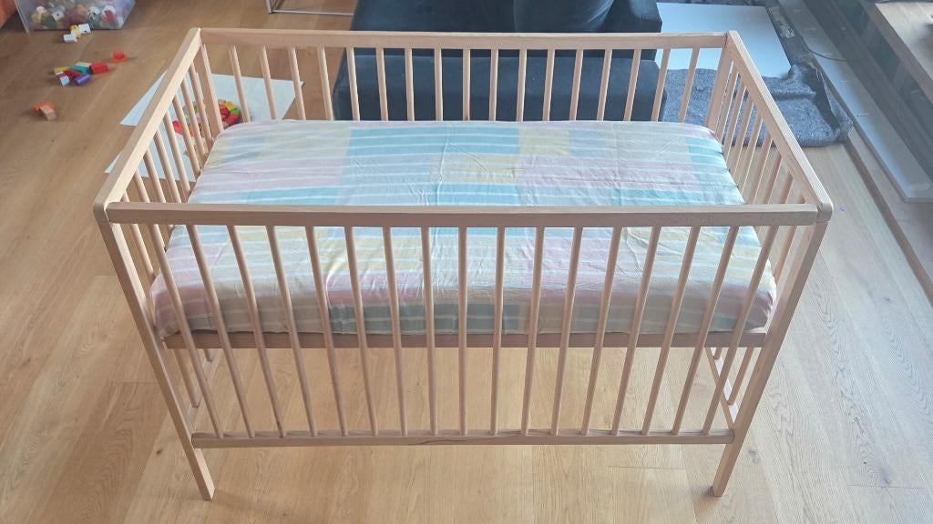 Lit à Barreaux DEVA 120x60cm et matelas ABZ airgosafe, Enfants & Bébés, Parcs, Comme neuf, Rectangulaire, Réglable en hauteur