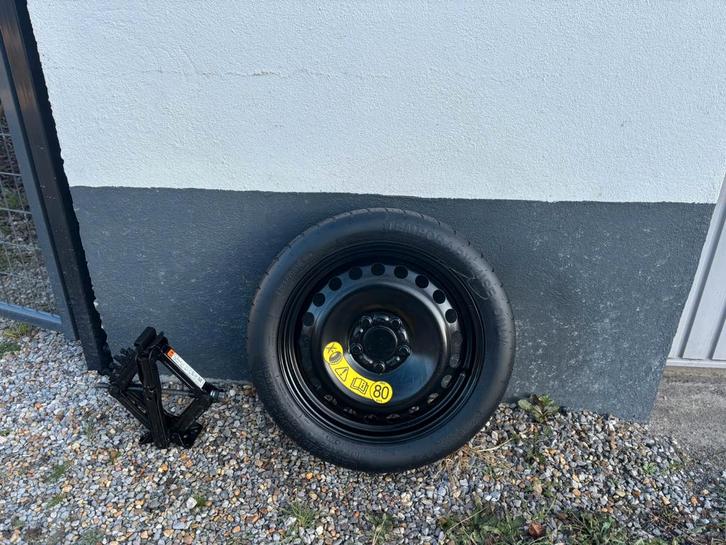 Roue de secours Ford (125/70R16 96M) galette neuf, Autos : Pièces & Accessoires, Autres pièces automobiles, Ford, Volvo, Rover