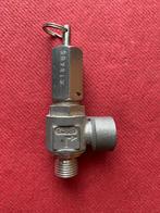 Veiligheidsklep in RVS 1/4 op 3/8 Inch afgesteld op 5.2 bar, Enlèvement ou Envoi, Utilisé