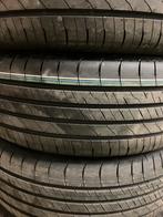 Pneus neufs Goodyear 215/65R16, Autos : Pièces & Accessoires, Neuf, 215 mm, 16 pouces, Véhicule de tourisme