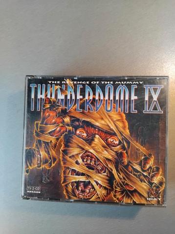 Boîte de 2 CD. Thunderdome IX.