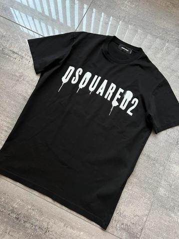 T-shirt Dsquared2  beschikbaar voor biedingen