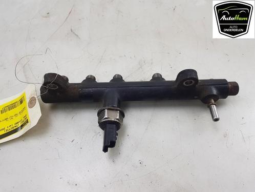 INJECTIEGALERIJ Opel Vivaro (|9674300080|94675G01|), Auto-onderdelen, Brandstofsystemen, Opel, Gebruikt
