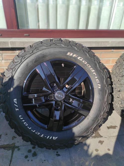 4 BF Goodrich All Terrain 4 seizoensbanden op MAK velgen, Auto-onderdelen, Banden en Velgen, Banden en Velgen, All Season, 17 inch