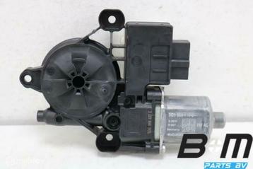Raammotor linksachter Seat Ateca 5Q0959407E beschikbaar voor biedingen