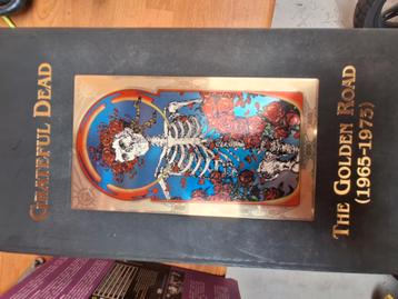 Unieke cd box Grateful dead nieuwstaat vraagprijs 125 euro beschikbaar voor biedingen