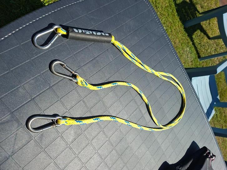 JOBE-V waterskitouw met dubbele haak voor tractiesport, Watersport en Boten, Waterski's, Gebruikt, Waterski's, Met skitouw, Ophalen