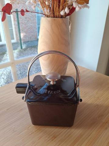Staub theepot/theiere beschikbaar voor biedingen