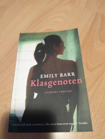 Klasgenoten - Emily Barr beschikbaar voor biedingen