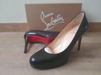 Louboutin maat 38, Kleding | Dames, Schoenen, Ophalen, Pumps, Zwart, Zo goed als nieuw