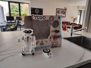 Interactieve robot  beschikbaar voor biedingen