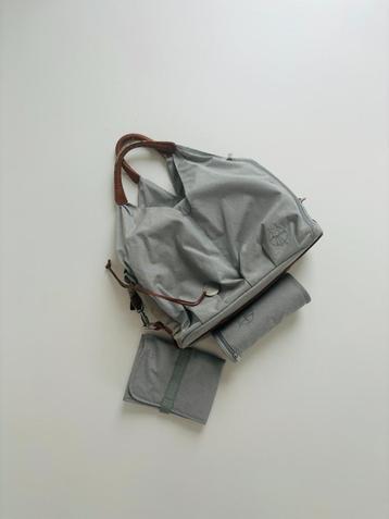 Verzorgingstas Lässig beschikbaar voor biedingen