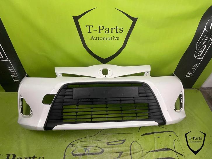 toyota yaris hybrid voorbumper bumper, Auto-onderdelen, Carrosserie, Bumper, Toyota, Gebruikt