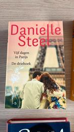 14 romans van schrijfster Daniëlle Steel, Boeken, Romans, Gelezen, Ophalen of Verzenden