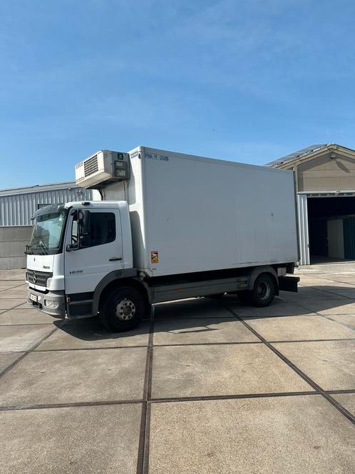 Mooie mercedes frigo vrachtwagen, Auto's, Vrachtwagens, Particulier, Mercedes-Benz, Diesel, Euro 3, Ophalen