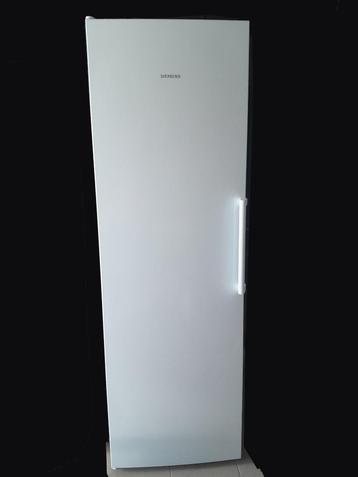 Siemens Koelkast KS36VVWDP iQ300 hyperFresh 186 cm beschikbaar voor biedingen