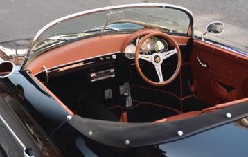 RETRO AUTORADIO/CD OLDTIMER + electronische antenne beschikbaar voor biedingen