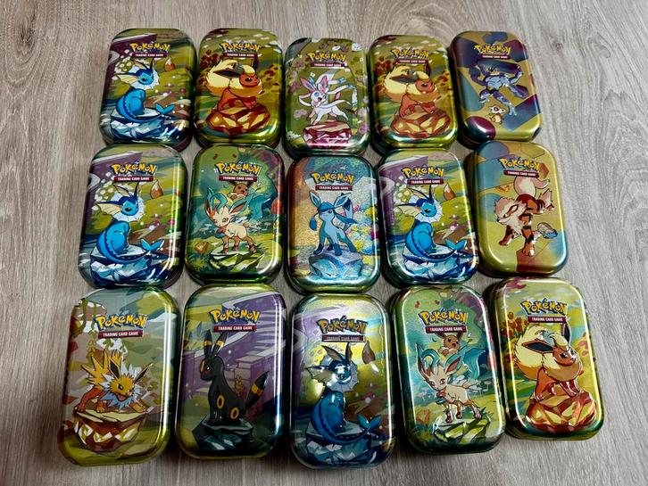 Mini Tin Pokémon Évolutions prismatiques FR + lot 50 cartes, Hobby en Vrije tijd, Verzamelkaartspellen | Pokémon, Booster, Ophalen of Verzenden