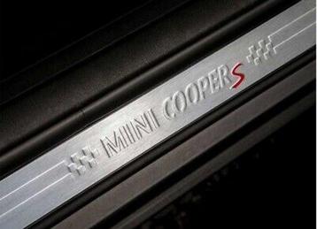 Instaplijst Cooper S sticker Mini serie F56 F57 51777317401  beschikbaar voor biedingen