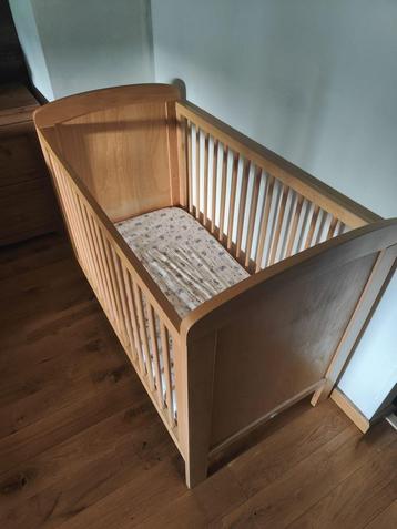Lit bébé beschikbaar voor biedingen