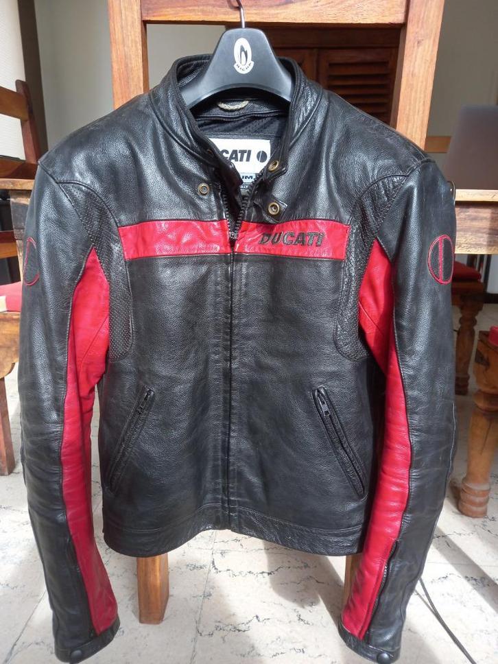 cuir Ducati taille Médium vintage, full protections CE, Motoren, Kleding | Motorkleding, Jas | leer, Tweedehands, Ophalen of Verzenden
