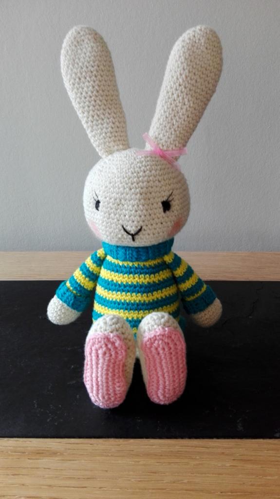 Nieuw gehaakte knuffel: lief konijntje, Kinderen en Baby's, Kraamcadeaus en Geboorteborden, Nieuw, Ophalen of Verzenden
