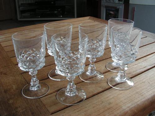 6 x verre cristal contenance 10 cl., Maison & Meubles, Cuisine | Vaisselle, Comme neuf, Verre ou Verres, Verre, Enlèvement ou Envoi