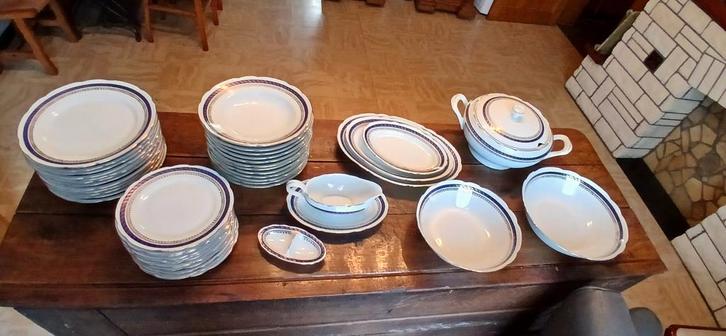 Ancien service en porcelaine, Antiek en Kunst, Antiek | Servies compleet, Ophalen