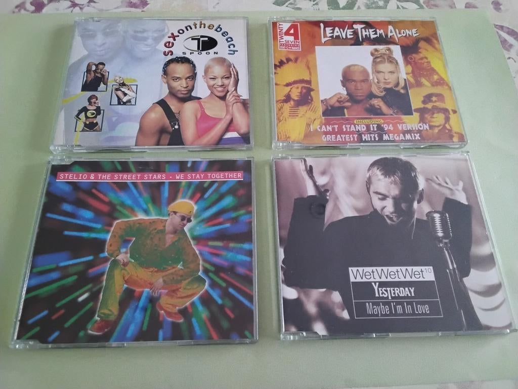 4 Mini Cd^s van verschillende artiesten, Ophalen, Zo goed als nieuw