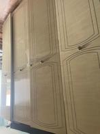 Belle armoire beige - très grande, 150 à 200 cm, Avec espace de penderie, Vintage, Enlèvement