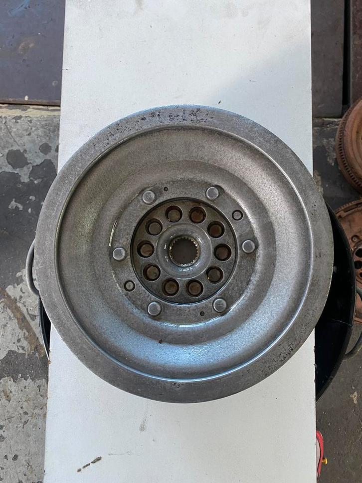 Audi RS4, RS5 (8T3) 4.2 V8 0B5105317G LuK Vliegwiel, Auto-onderdelen, Elektronica en Kabels, Audi, Gebruikt, Ophalen of Verzenden