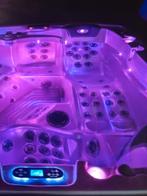 Jacuzzi gratis geleverd geplaatst en 1j garantie, Ophalen of Verzenden, Zo goed als nieuw