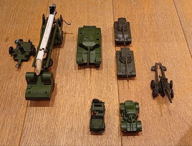 Dinky Toys legervoertuigen., Hobby en Vrije tijd, Modelauto's | 1:5 tot 1:12, Gebruikt, Overige typen, Ophalen