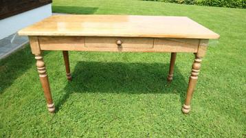 TABLE CHENE MASSIF, Quatre personnes, Enlèvement ou Envoi, Utilisé, 50 à 100 cm
