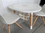 Stokke Mutable tafel V1 met bijpassende stoelen, Ophalen, Zo goed als nieuw, Tafel(s) en Stoel(en)