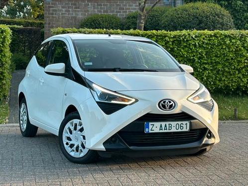 TOYOTA AYGO 1.0 i automaat! Camera/apple CarPlay/airco, Auto's, Toyota, Bedrijf, Te koop, Aygo, ABS, Achteruitrijcamera, Airbags