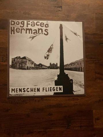Dog Faced Hermans - Menschen Fliegen (lp) beschikbaar voor biedingen