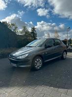 Peugeot 206 benzine met maar 45oookm gekeurd voor verkoop, Auto's, Voorwielaandrijving, Airbags, Stof, 4 cilinders